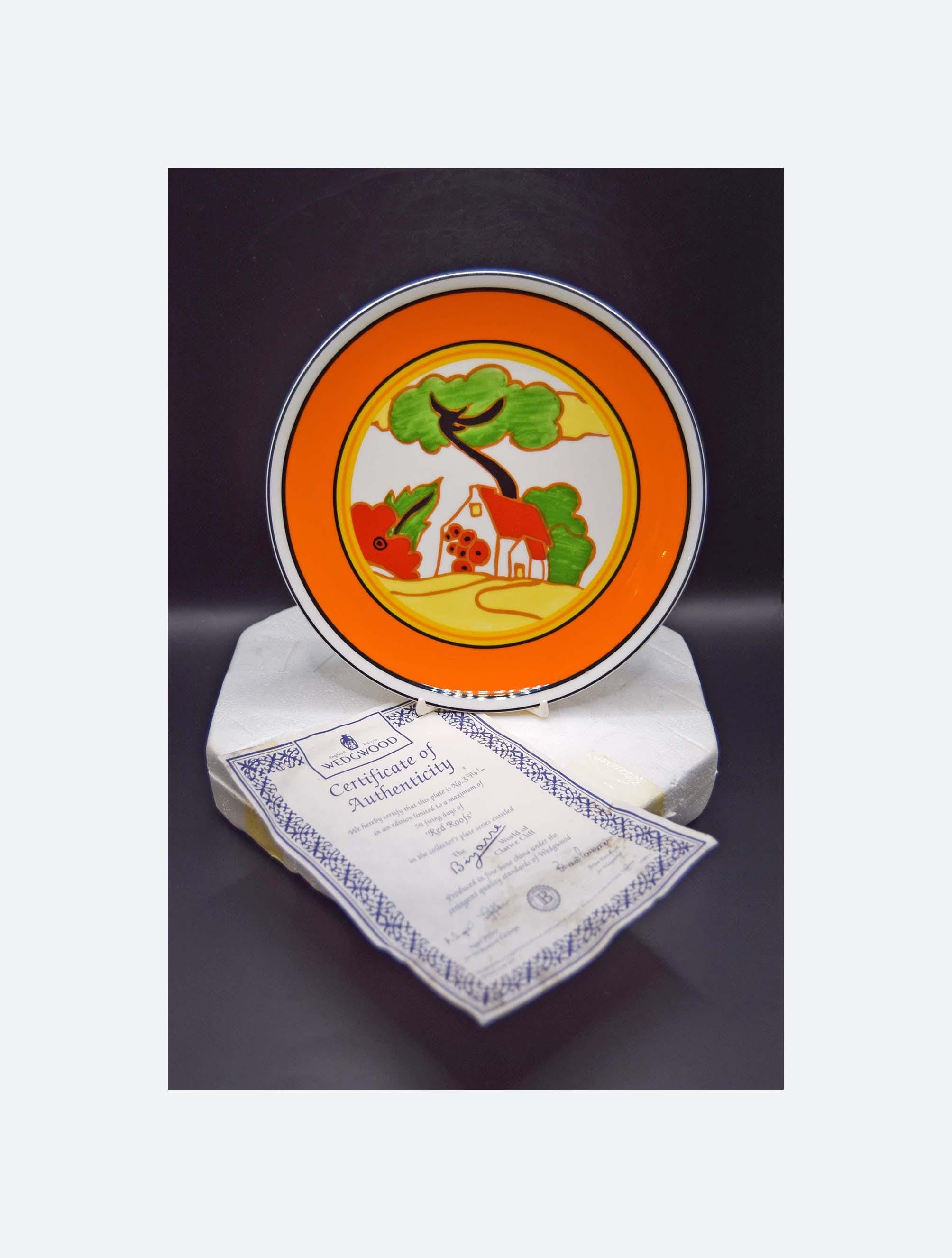 Clarice Cliff Red Roofs Wedgwood Ltd Edition.  Wall Plate Mint condition.