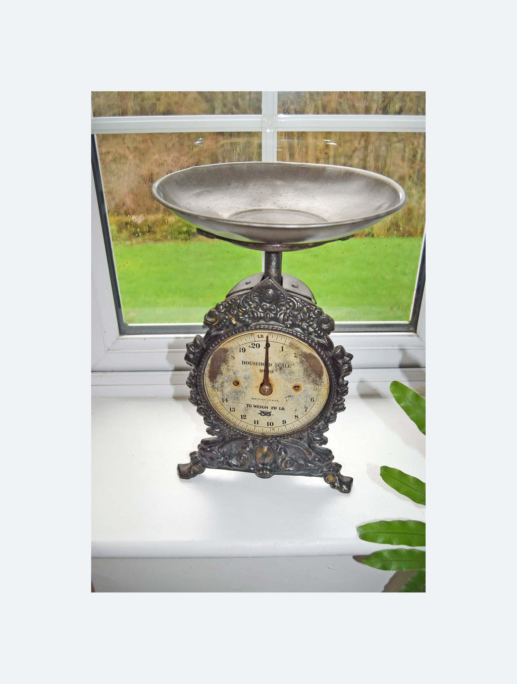 Antique Salter Kitchen Scales No. 49 Cast Iron with Original Pan | Late Victorian