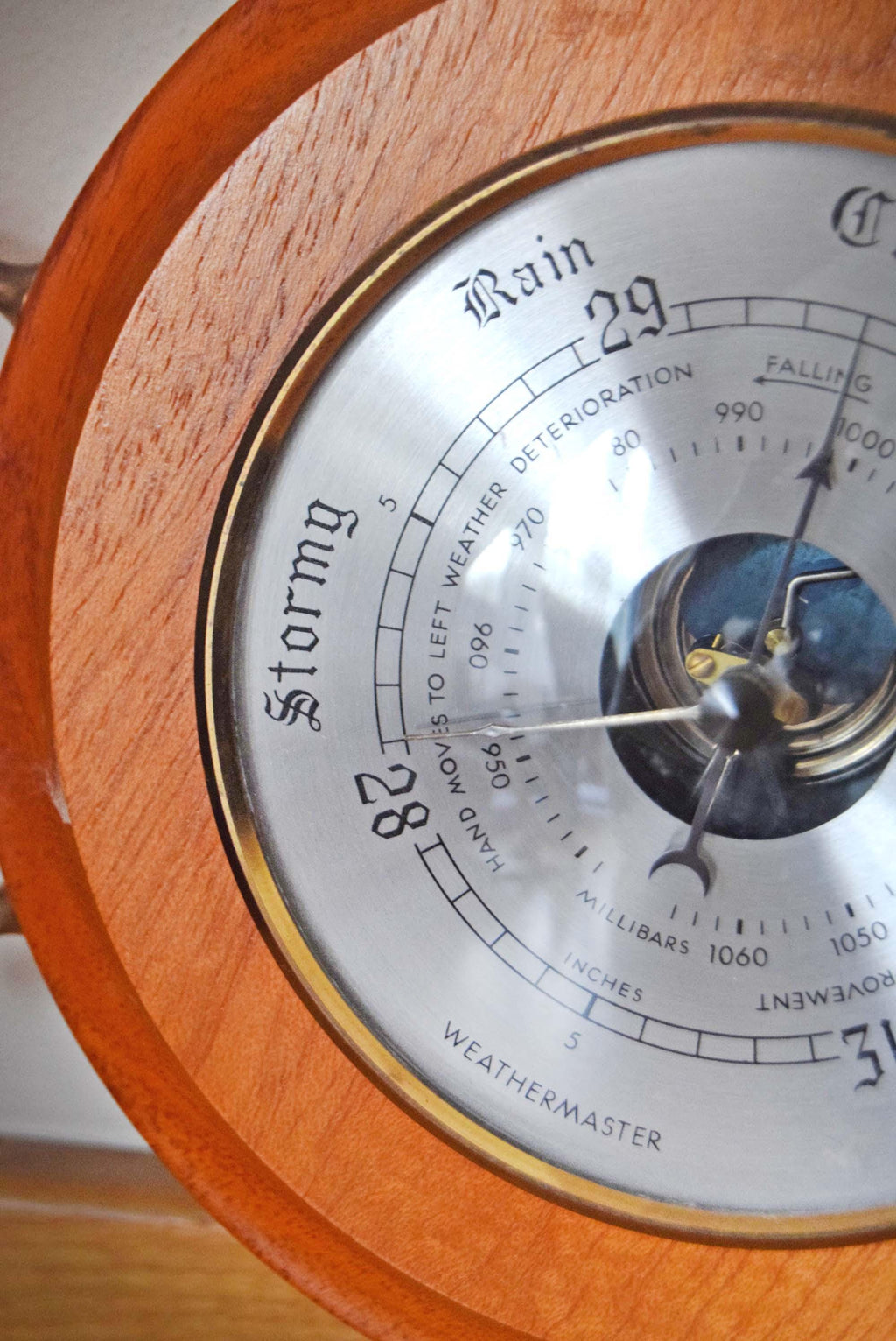 Vintage Nautical Ships Wheel Aneroid Weathermaster Barometer