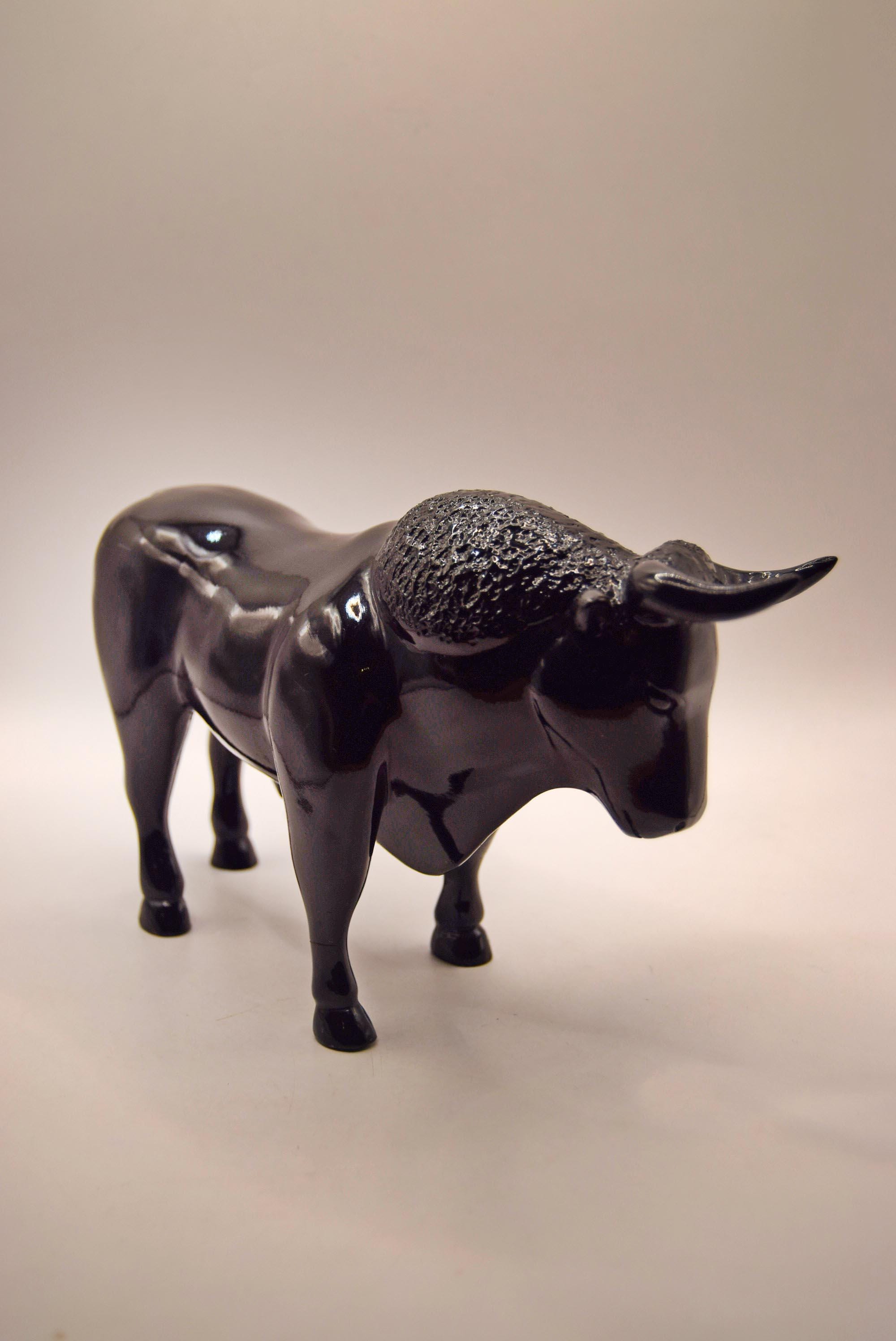 Rare Large Vintage Black Bull Sculpture Figurine | Black gloss finish c1970s Displayed under glass.