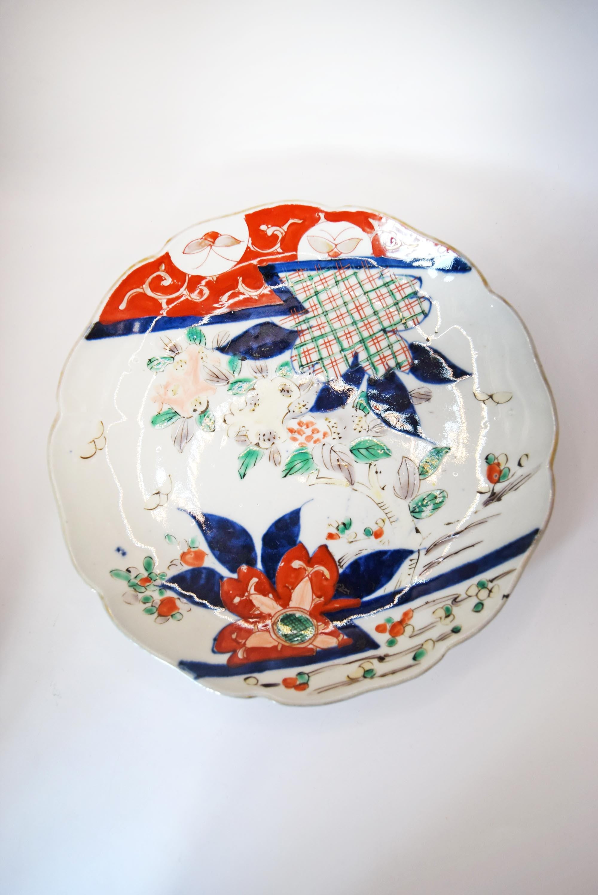 Antique Japanese Imari Plate â€“ Hand-Painted Floral Design, Meiji Era