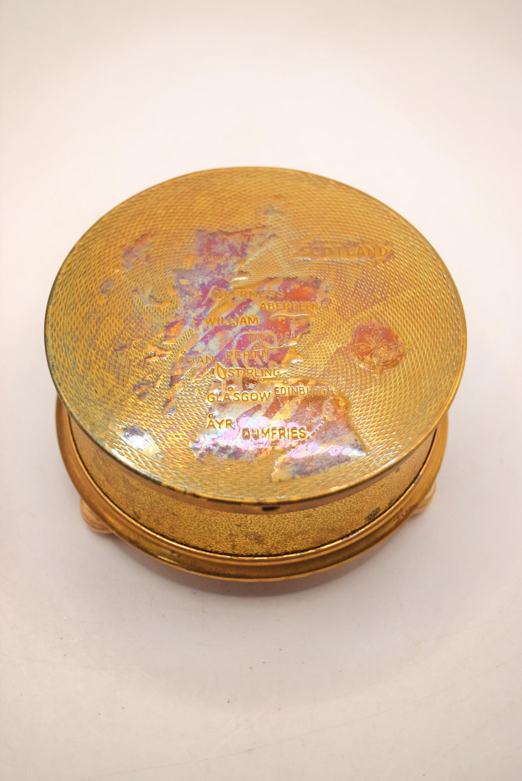Vintage Face Powder Box Compact featuring Map of Scotland  c1950s