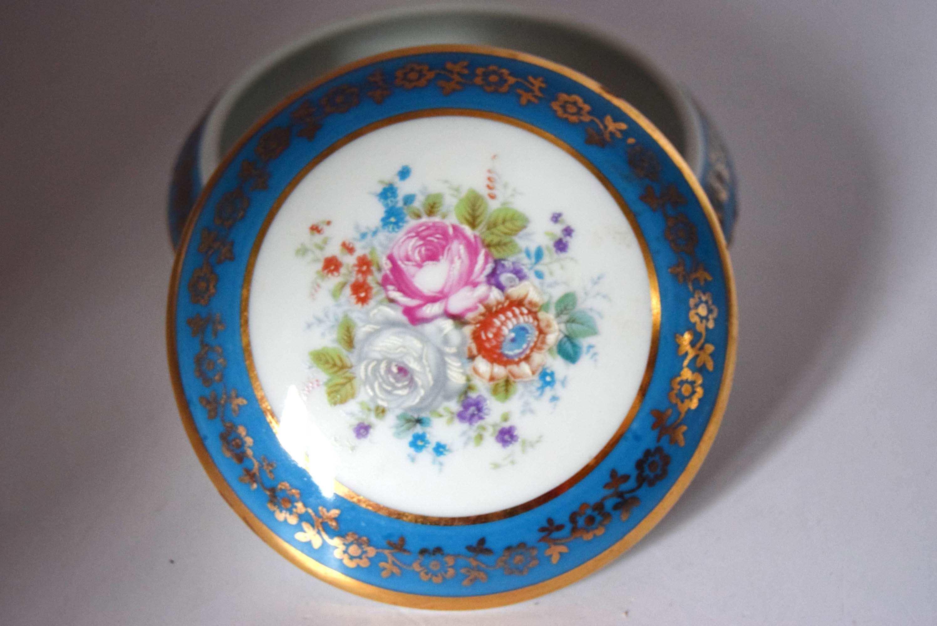 Meissner Limoges France Small Domed Trinket Box Pot | Floral c1950