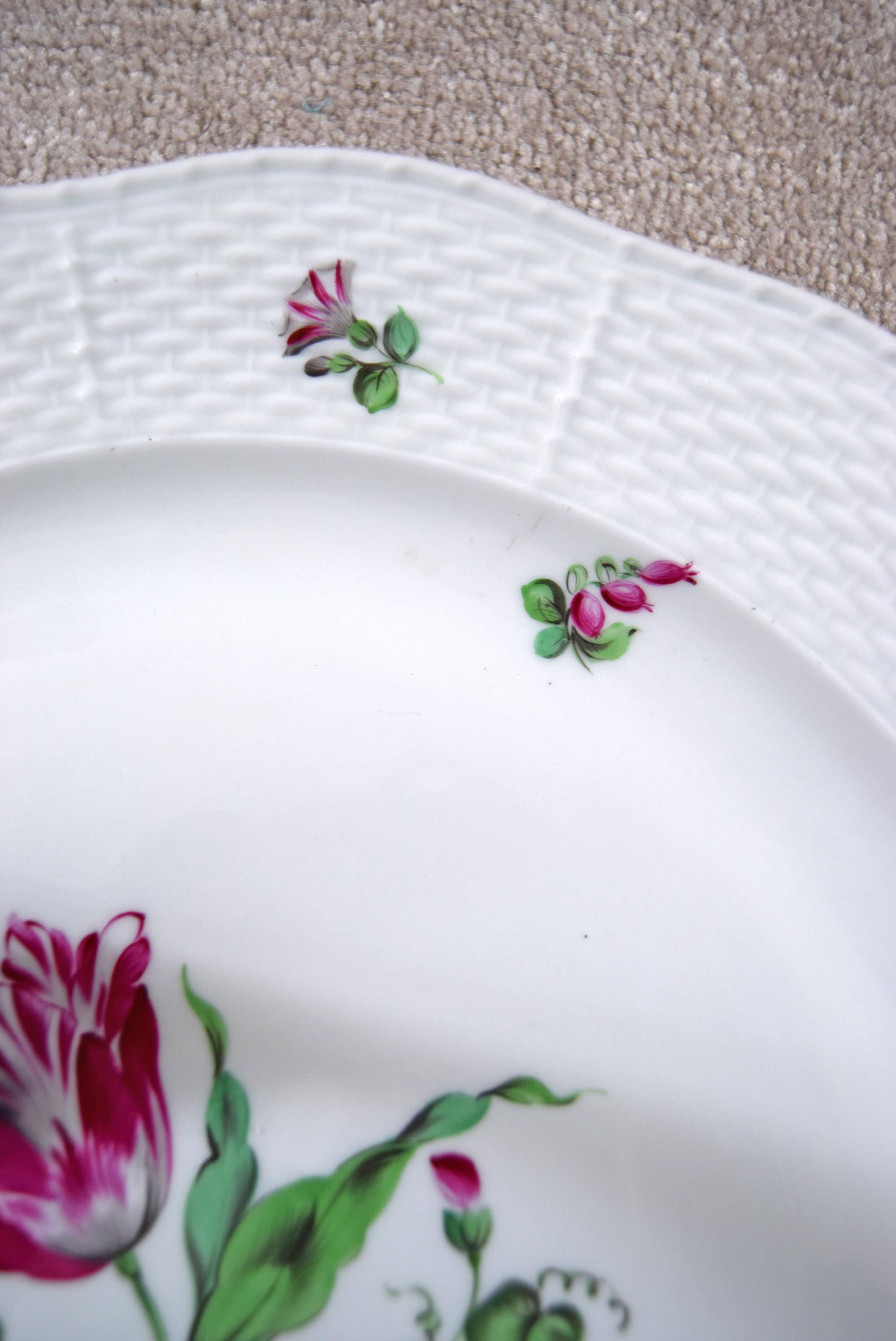 Rare Large HEREND Porcelain Tulip Design Platter Charger  1940s