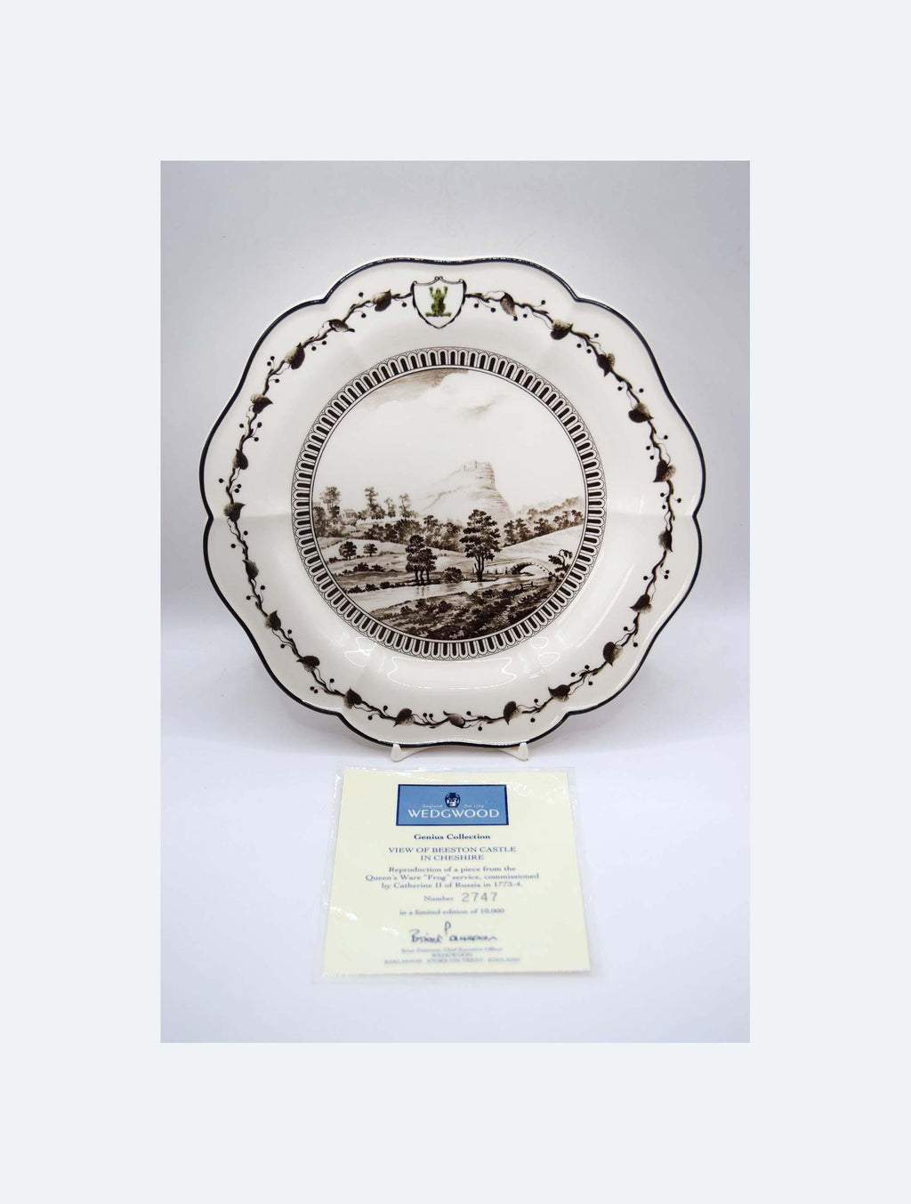 Rare Wedgwood Genius Collection "Frog" Service Plate - Beeston Castle 9"
