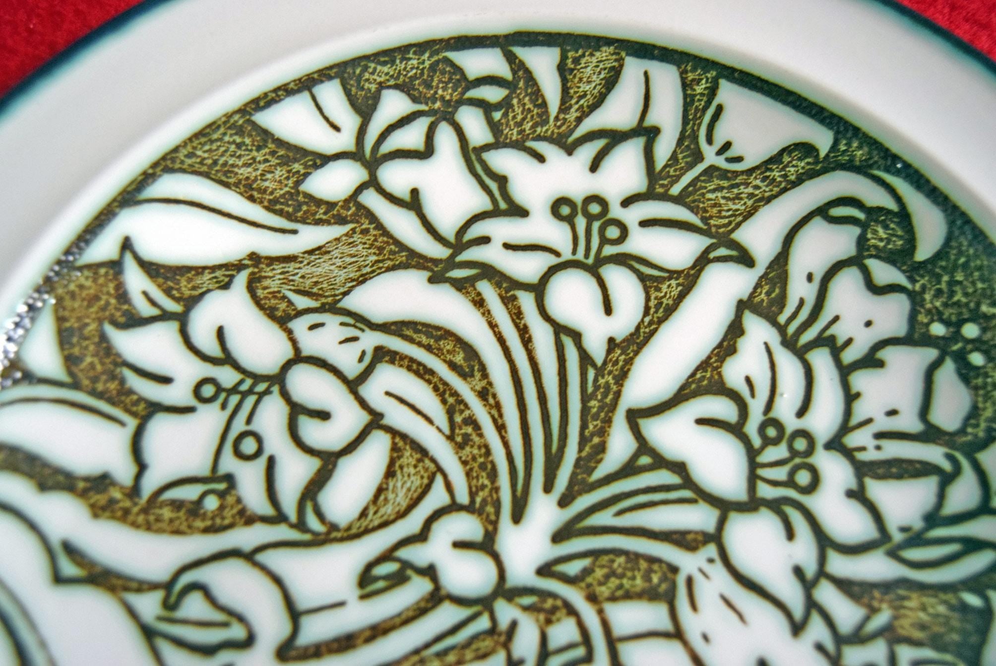 4 x  Wedgwood  Tiger Lily  O.T.T.  Dinner Plates - 91300G  discontinued pattern.  c1970s