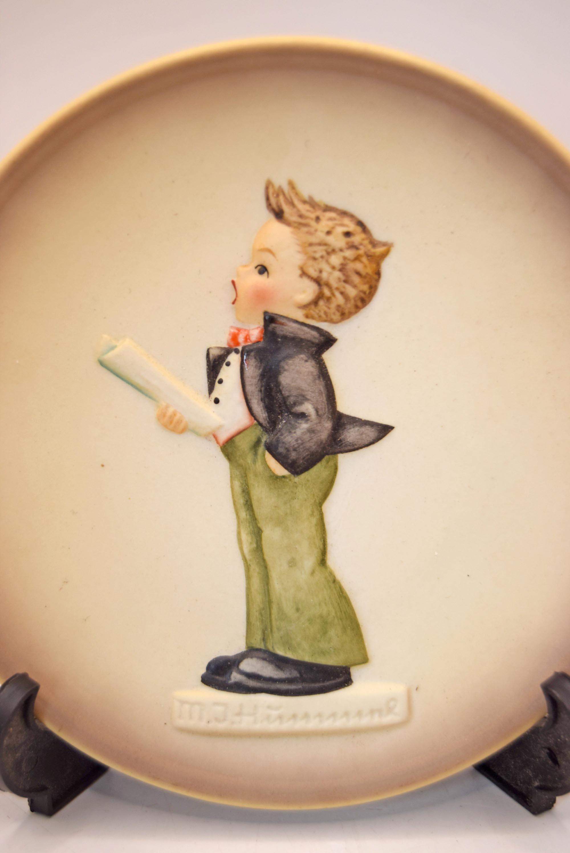 GOEBEL Hummel Collector Plate Singing Boy Soloist 1986 Decorative Collectible 3rd Edition | Miniature plate
