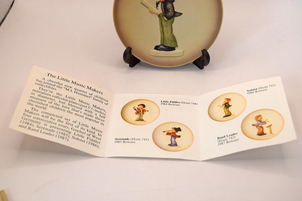GOEBEL Hummel Collector Plate Singing Boy Soloist 1986 Decorative Collectible 3rd Edition | Miniature plate