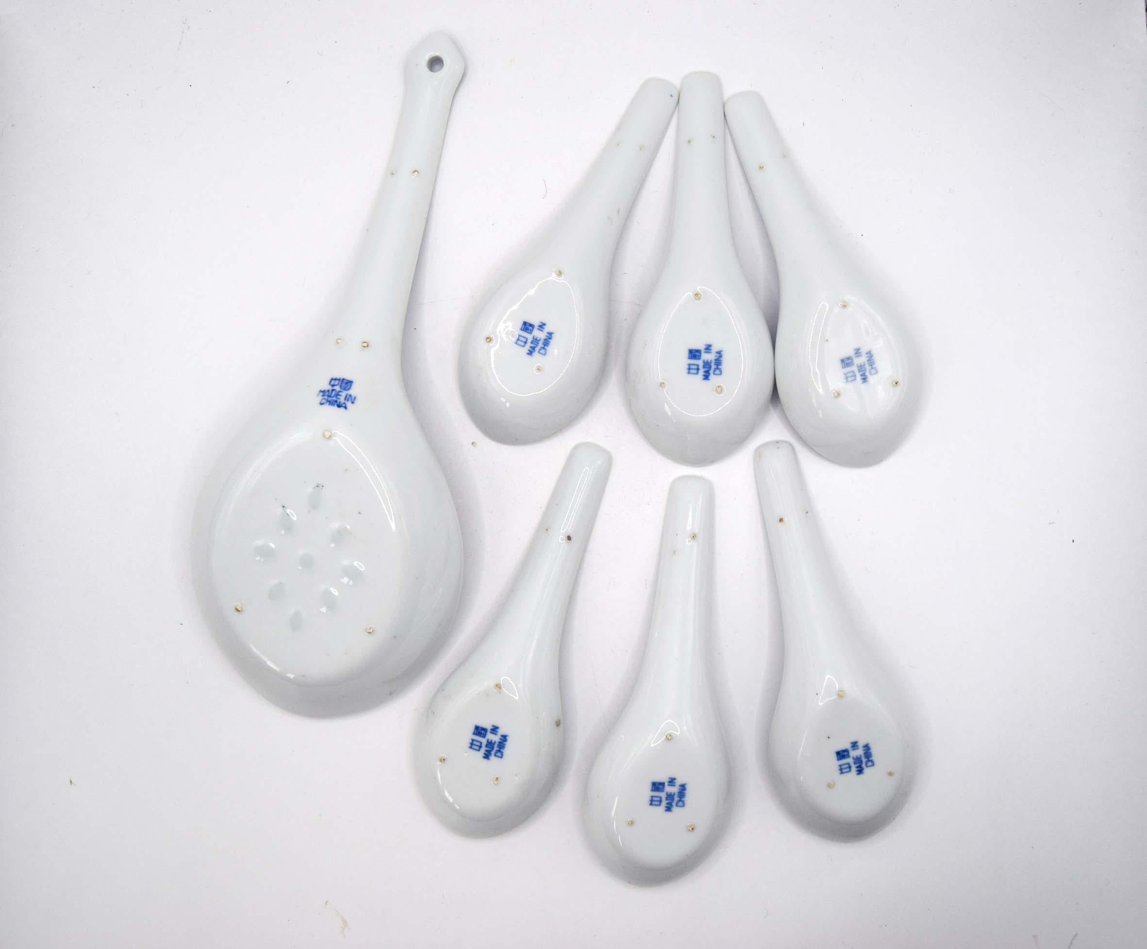 7 Piece Porcelain Chinese Spoon Soup Set White Blue Patterned Asian Ceramics