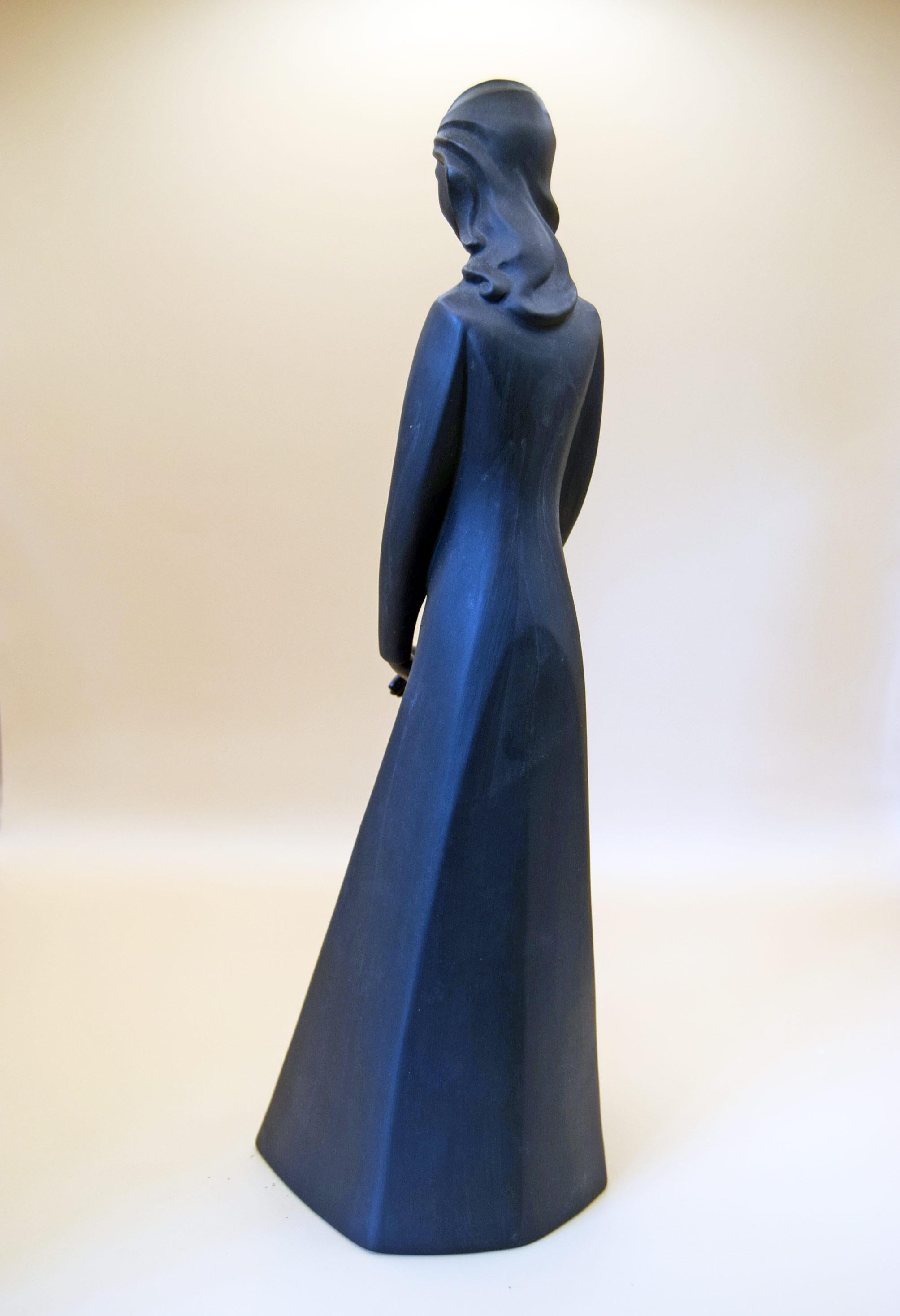 Royal Doulton Black Basalt 'Contemplation' Figurine (HN 2241) - 1981 Excellent unmarked condition.