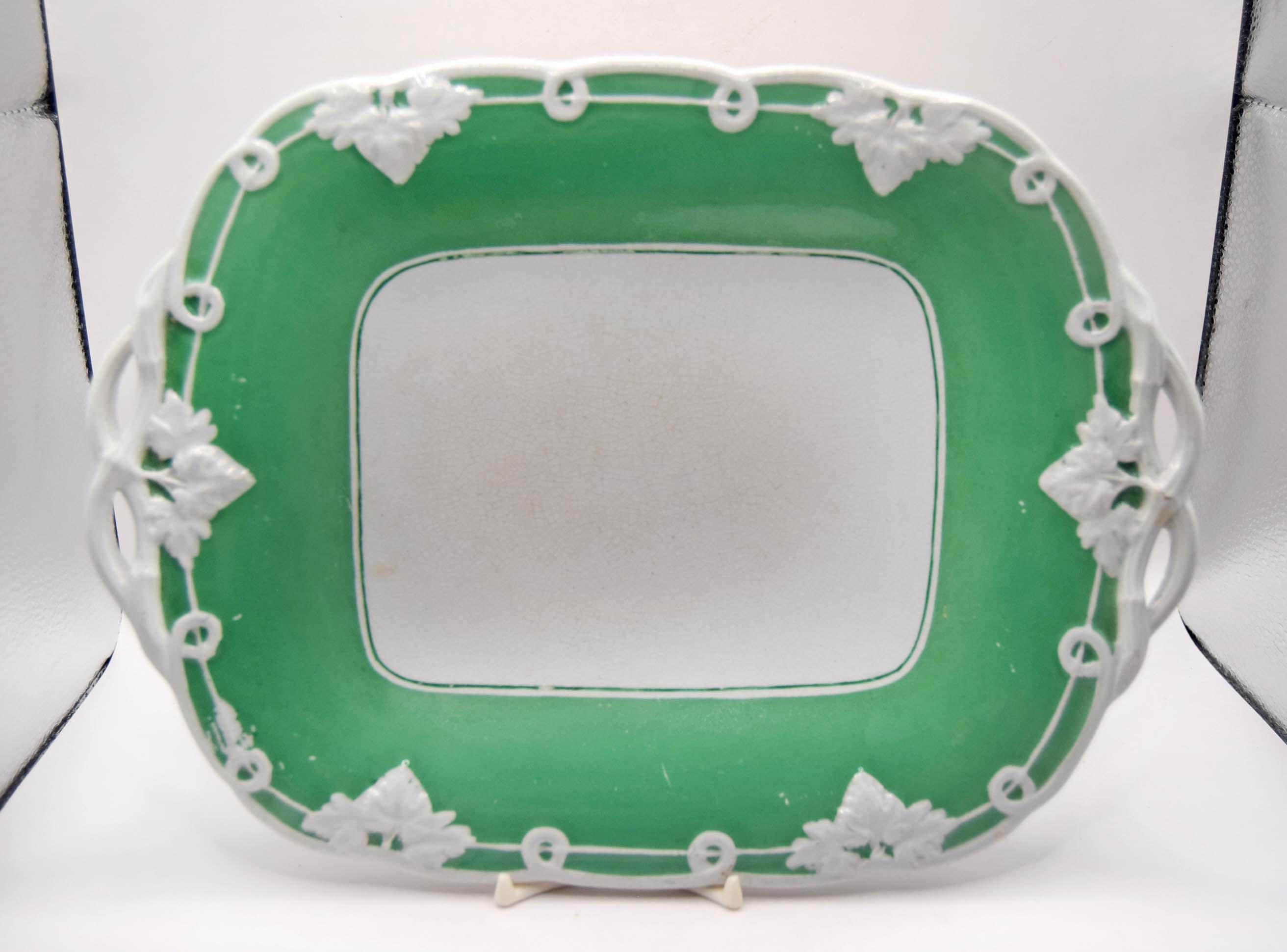 Rare Antique Minton "Opaque Porcelain" Footed Dish â€“ 1840s - Green & White Vine Pattern 5017