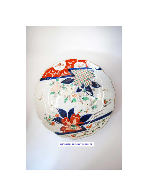 Antique Japanese Imari Plate – Hand-Painted Floral Design, Meiji Era