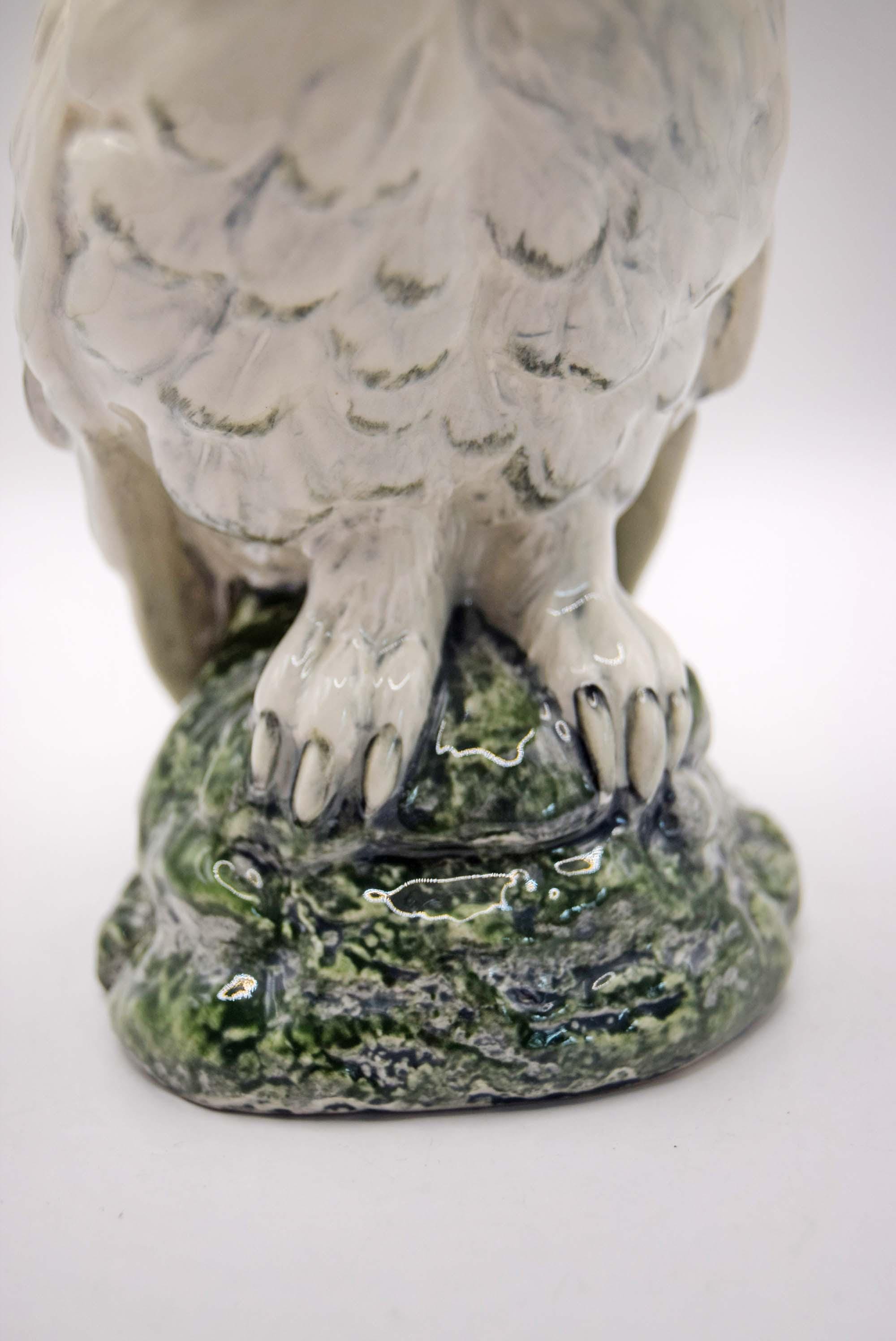 Royal Doulton for Whyte & Mackay Snowy Owl Vintage Porcelain Decanter 1984