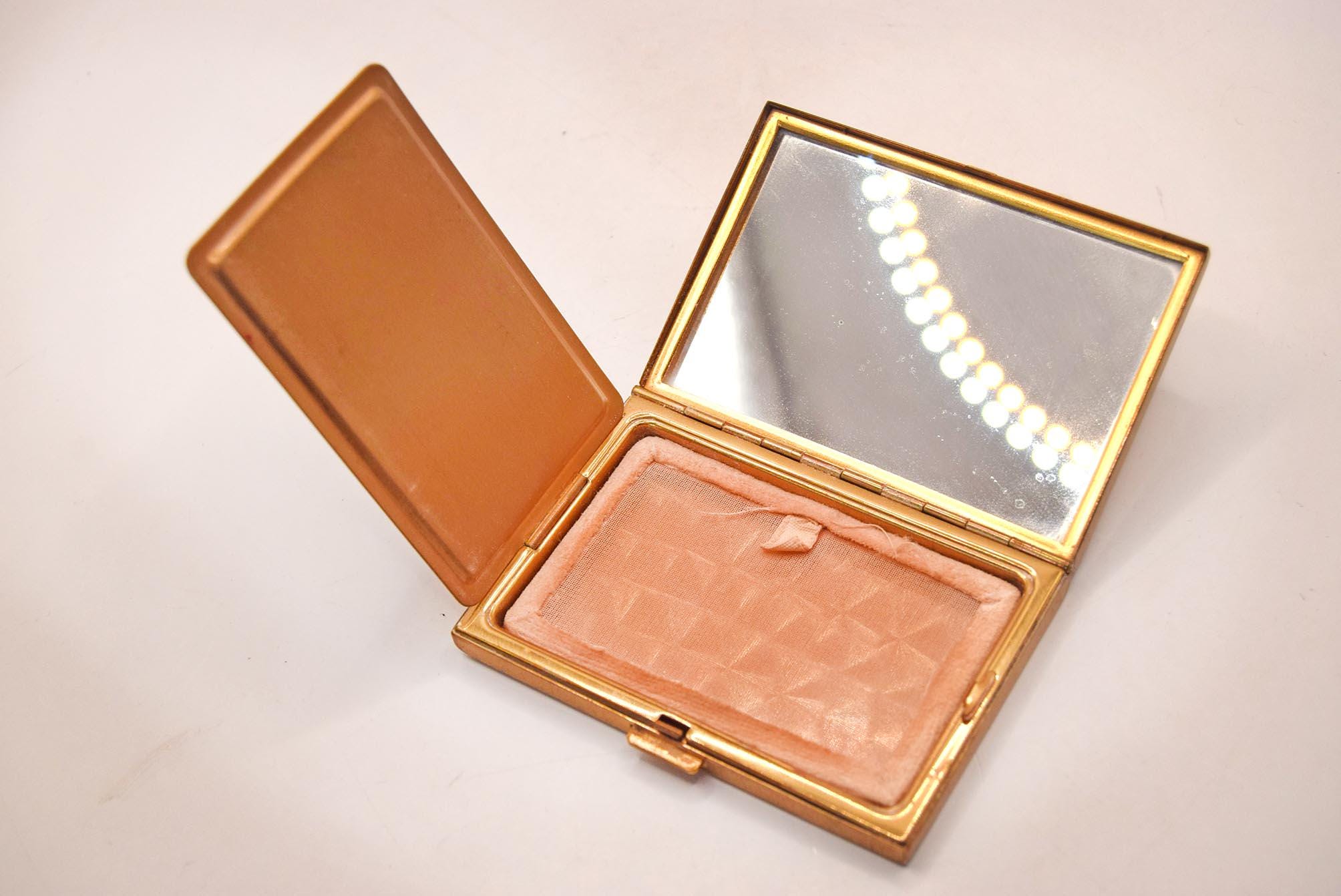 1950s Vintage AGME Swiss Mother of Pearl Powder Compact/Mirror/Make Up Case