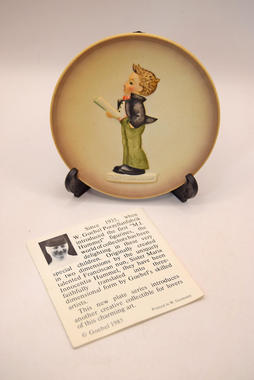GOEBEL Hummel Collector Plate Singing Boy Soloist 1986 Decorative Collectible 3rd Edition | Miniature plate