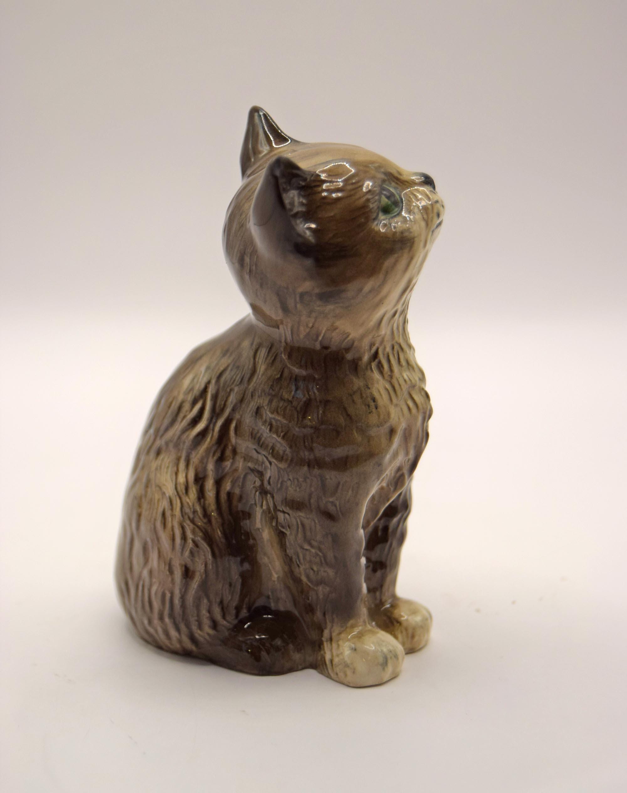 Vintage Royal Doulton Cat figurine (discontinued)