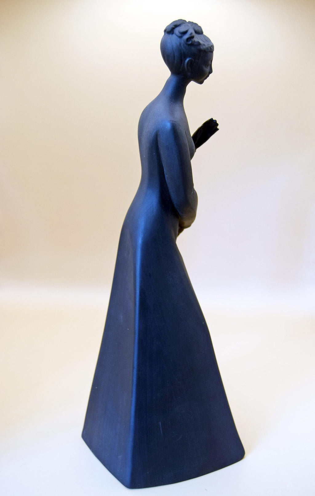 Royal Doulton Black Basalt 'Sympathy' Figurine (HN 2838) - 1979 Excellent unmarked condition.
