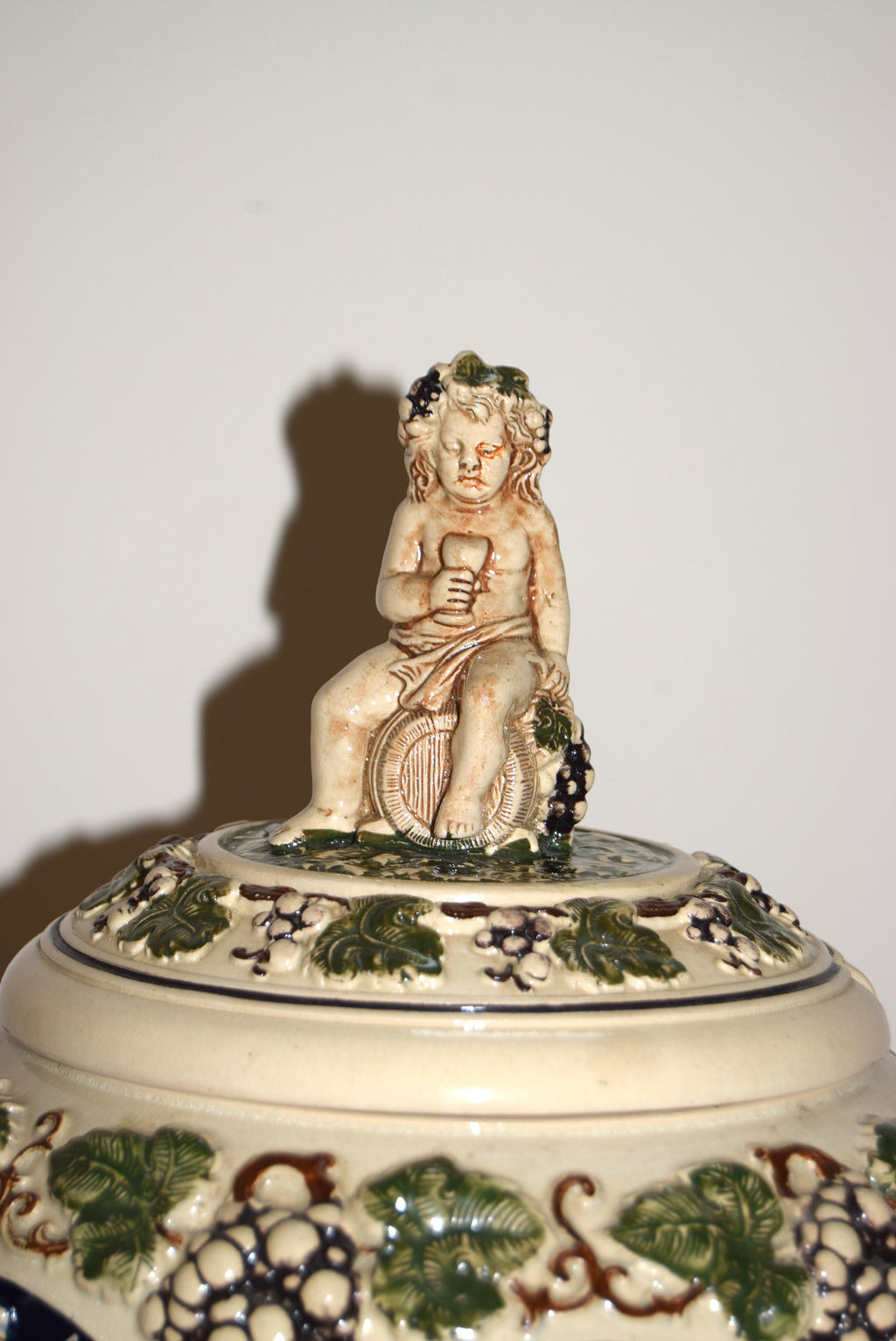 Wekara Castles On The Rhine German Punch Bowl / Tureen