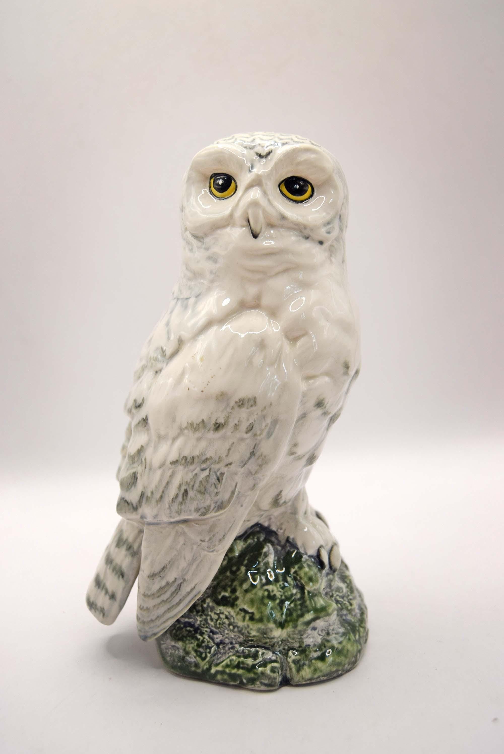 Royal Doulton for Whyte & Mackay Snowy Owl Vintage Porcelain Decanter 1984