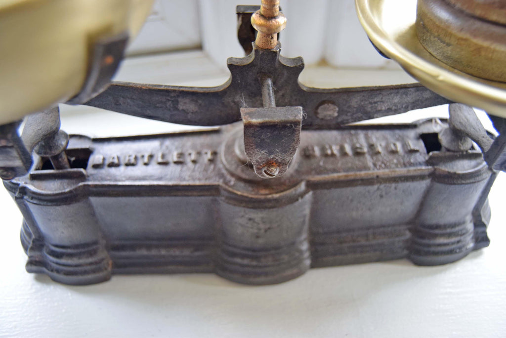 ANTIQUE Bartletts of Bristol Cast Iron & Brass Kitchen Scales with weights c1910