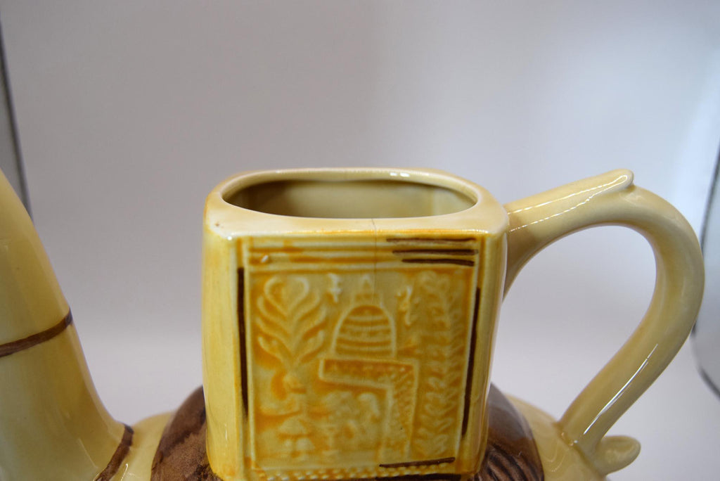 TONY WOOD / Camel Vintage Novelty Collectable China TEAPOT c1980