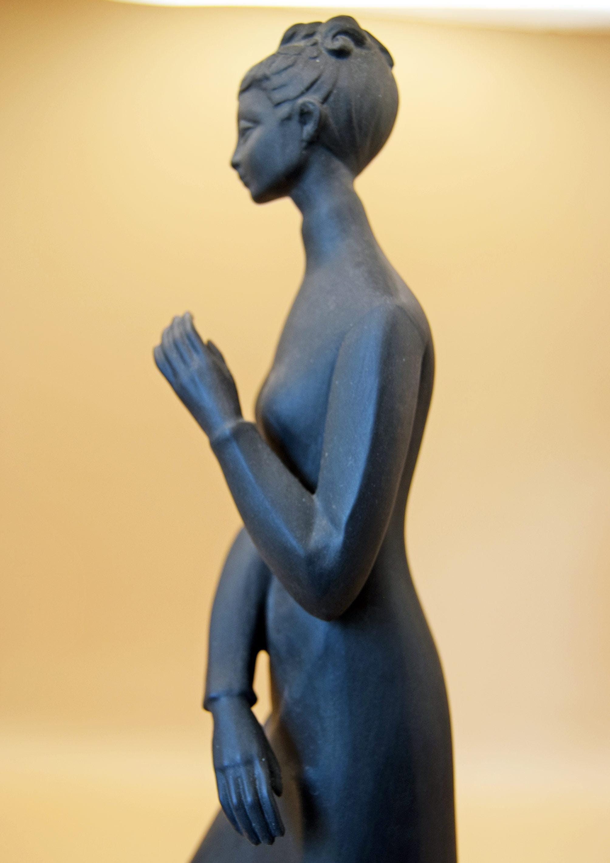 Royal Doulton Black Basalt 'Sympathy' Figurine (HN 2838) - 1979 Excellent unmarked condition.
