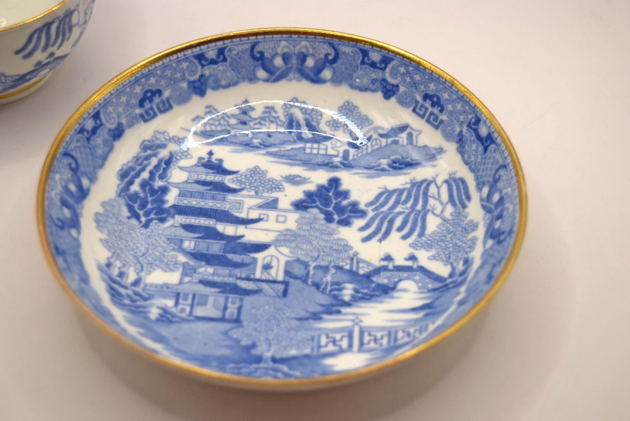 Antique Miles Mason English Porcelain Brosley Pattern Tea Bowl & Saucer 1810