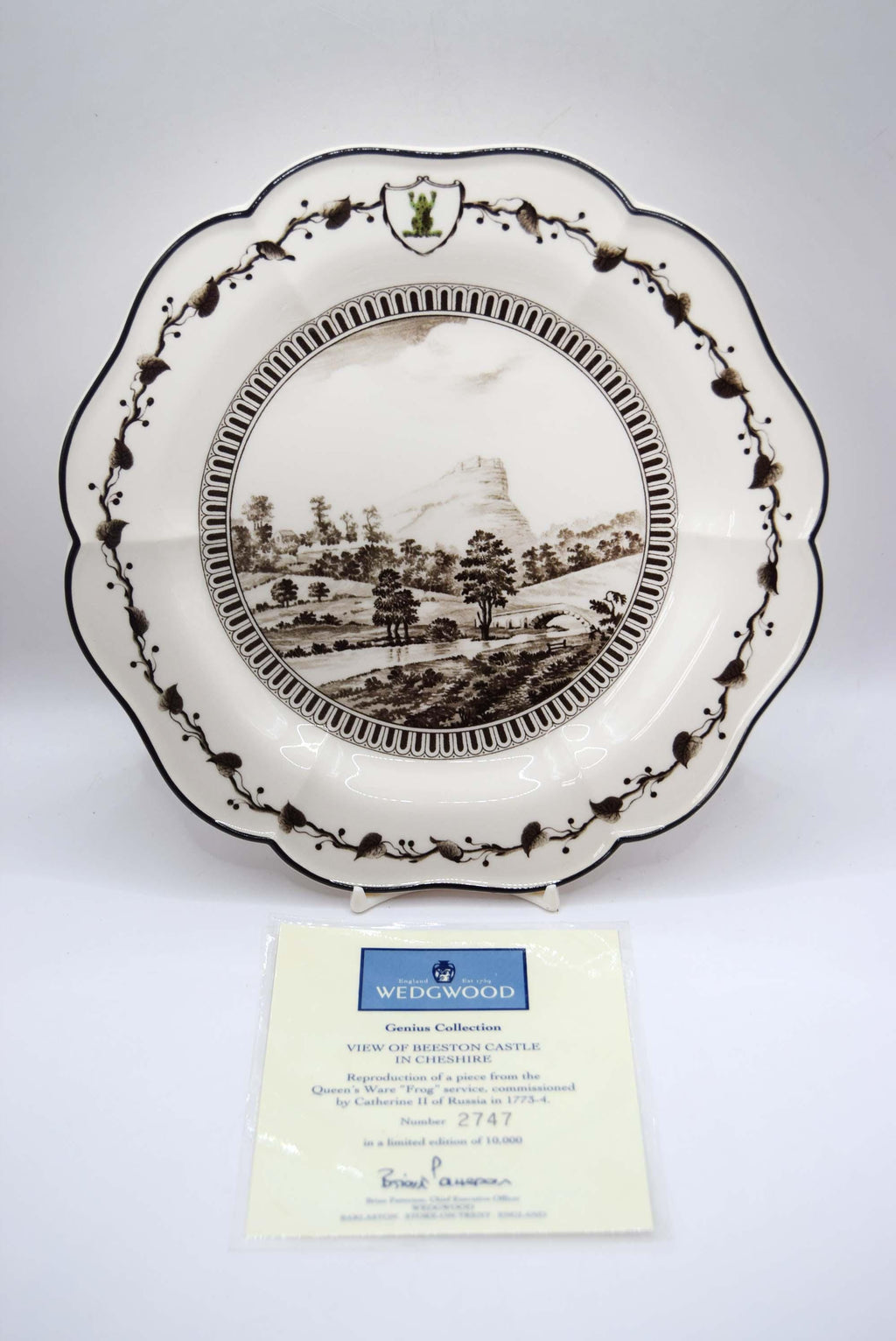 Rare Wedgwood Genius Collection "Frog" Service Plate - Beeston Castle 9"
