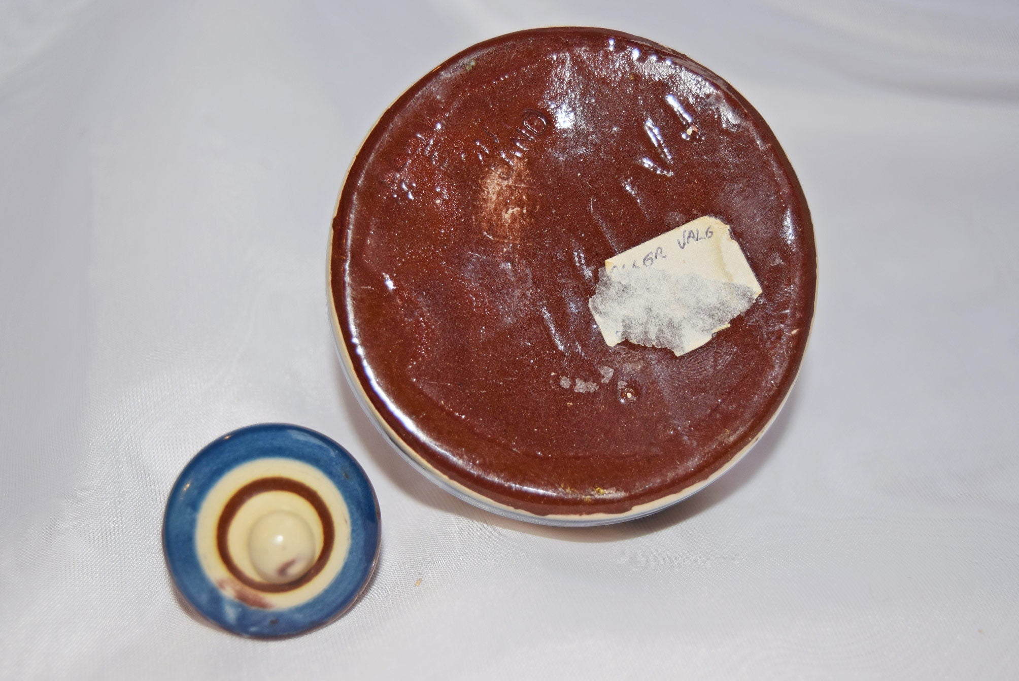 Aller Vale Pottery Torquay Devon  Ink Well With Original Stopper Scandy motto