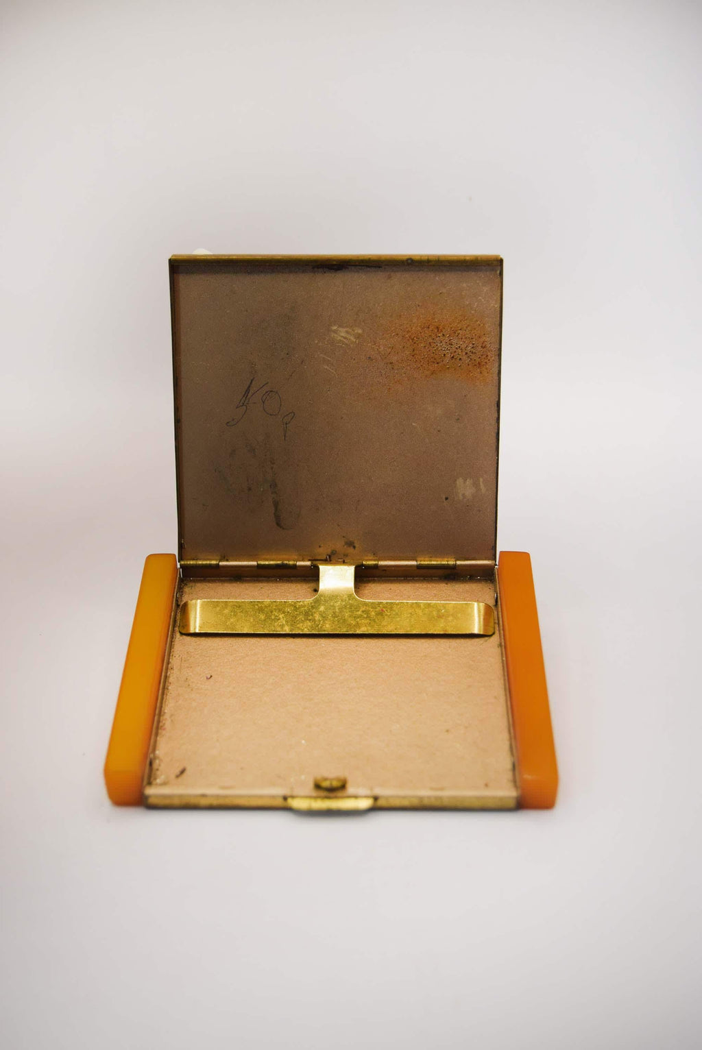 Vintage Art Deco London Cigarette Case Parliament Square Big Ben, Amber Bakelite Lucite Wing Edges, 1930s  Tobacciana