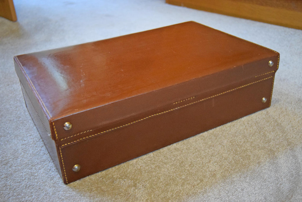 Edwardian Gentlemans Leather Vanity Case | Unmarked Shot Silk Lining | Fold Out Easel Mirror